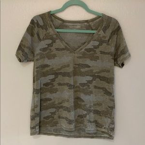 American Eagle Camo V-neck